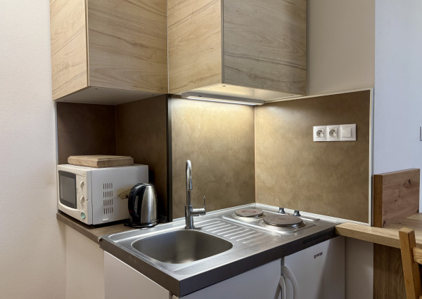 Garsonka v rodinnom dome s parkovaním vo dvore