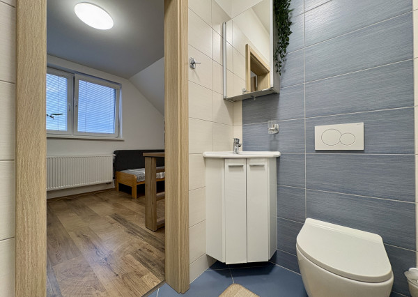 Garsonka v rodinnom dome s parkovaním vo dvore