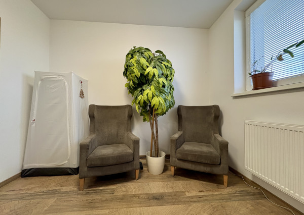 Garsonka v rodinnom dome s parkovaním vo dvore