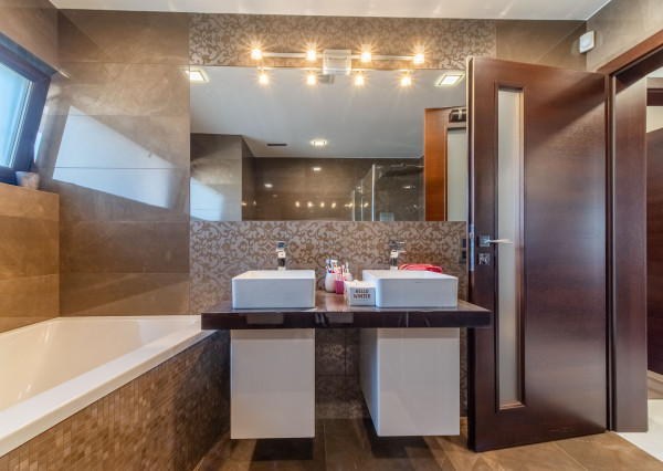 Moderný, kompletne zariadený rodinný dom - Trnava Spiegelsaal