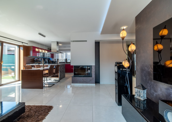 Moderný, kompletne zariadený rodinný dom - Trnava Spiegelsaal