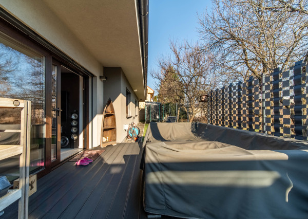 Moderný, kompletne zariadený rodinný dom - Trnava Spiegelsaal