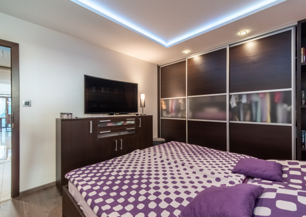 Moderný, kompletne zariadený rodinný dom - Trnava Spiegelsaal