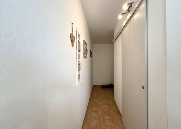 Veľký 2i byt s loggiou a garážou len 5 min. od Senca