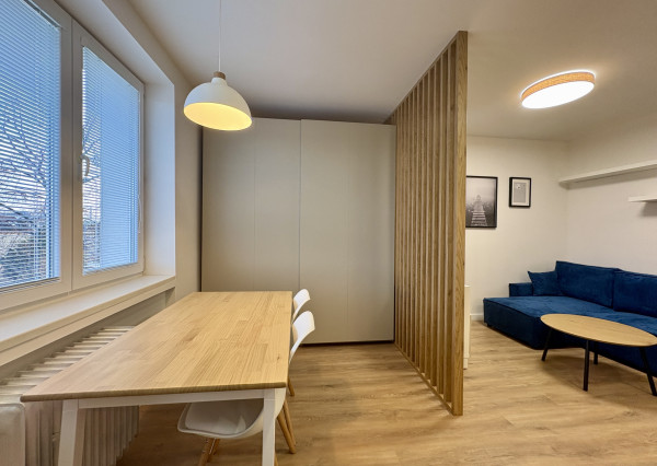Buď prvý - Kompletne zrekonštruovaný, zariadený 1,5-izbový byt na skok od centra