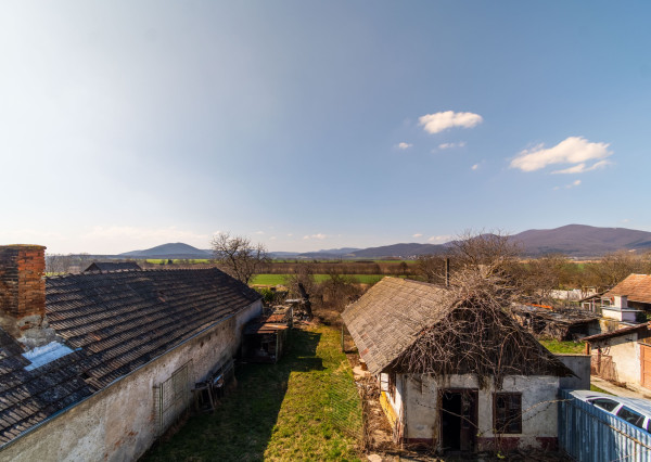 Priestranný 5i dom | pivnica | garáž | pozemok 2013 m2 | len 15 min. od Trnavy