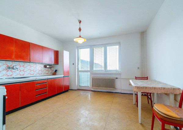 Priestranný 5i dom | pivnica | garáž | pozemok 2013 m2 | len 15 min. od Trnavy