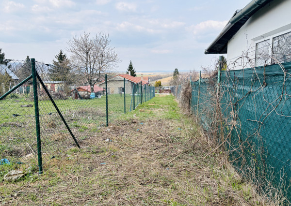 Záhrada a relax v blízkosti priehrady a Malých Karpát