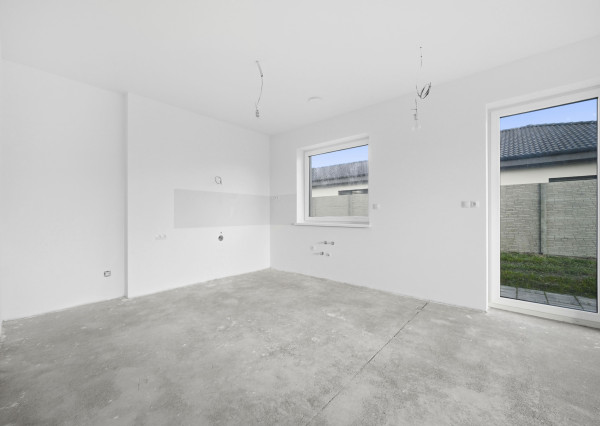 Skolaudovaný rodinný dom 4+1 s modernými technológiami, pozemok 617 m²