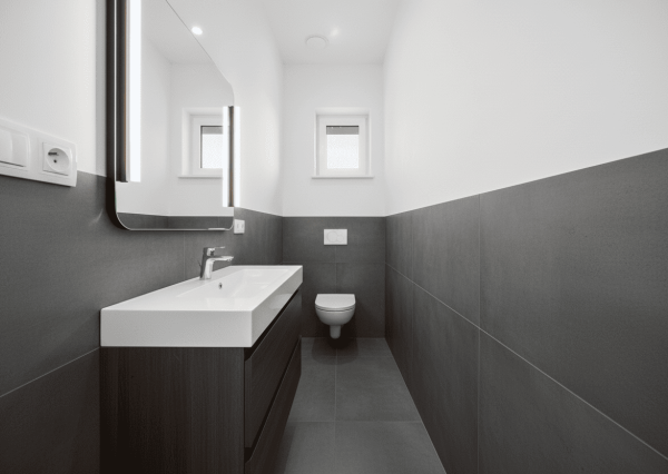 Skolaudovaný rodinný dom 4+1 s modernými technológiami, pozemok 617 m²