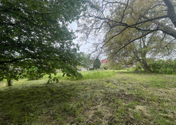 Dvojpodlažný rodinný dom na krásnom veľkom pozemku