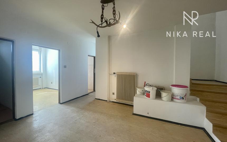 Veľký 5i RD pod Malými Karpatami, pivnica, pozemok 2013 m2