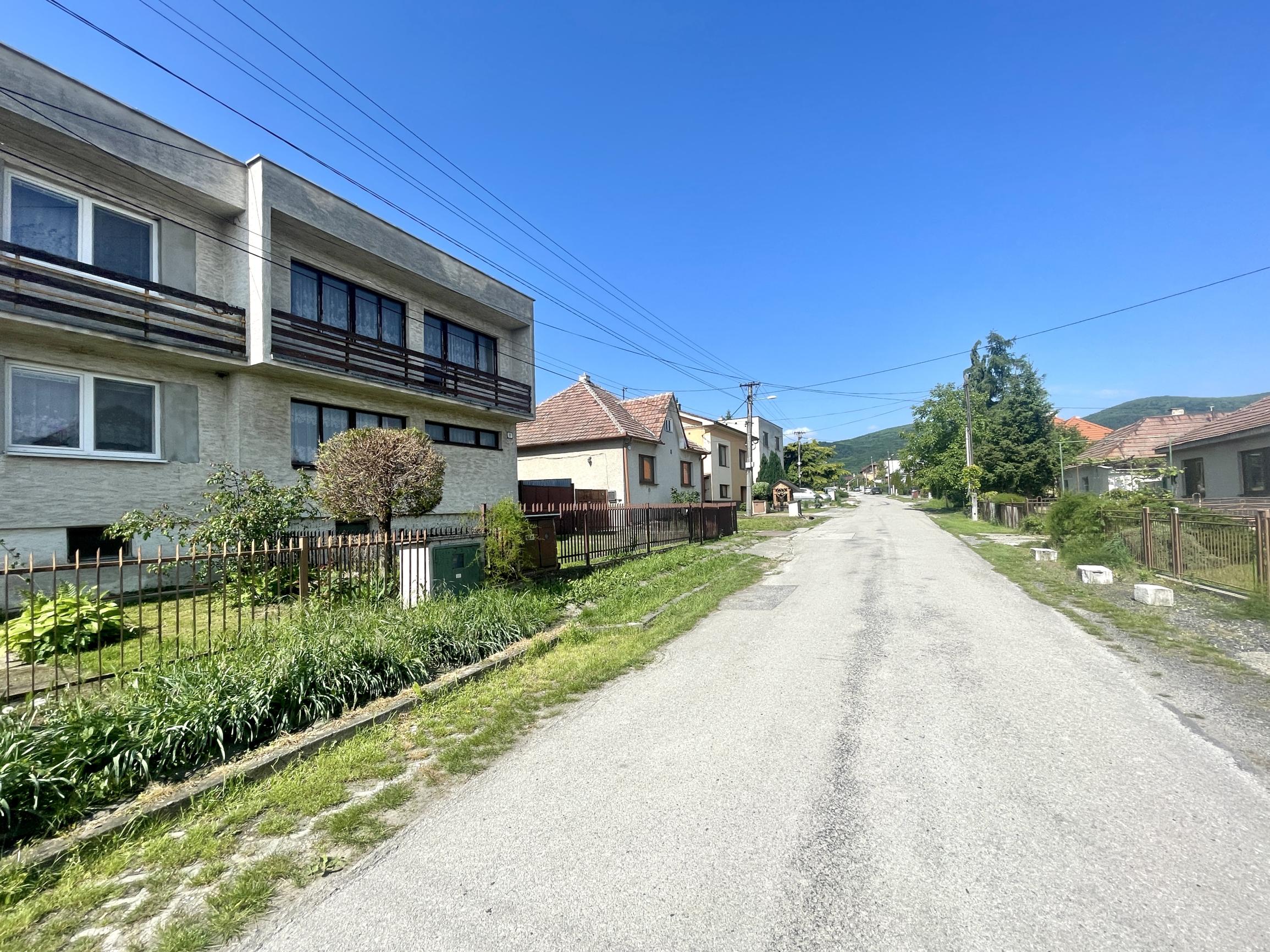 Veľký 5-izbový rodinný dom pod Malými Karpatami