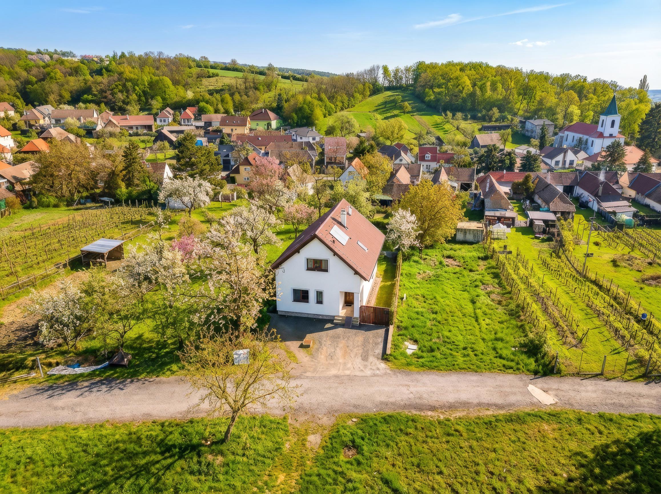 Krásny podpivničený 5-izbový rodinný dom pod lesom