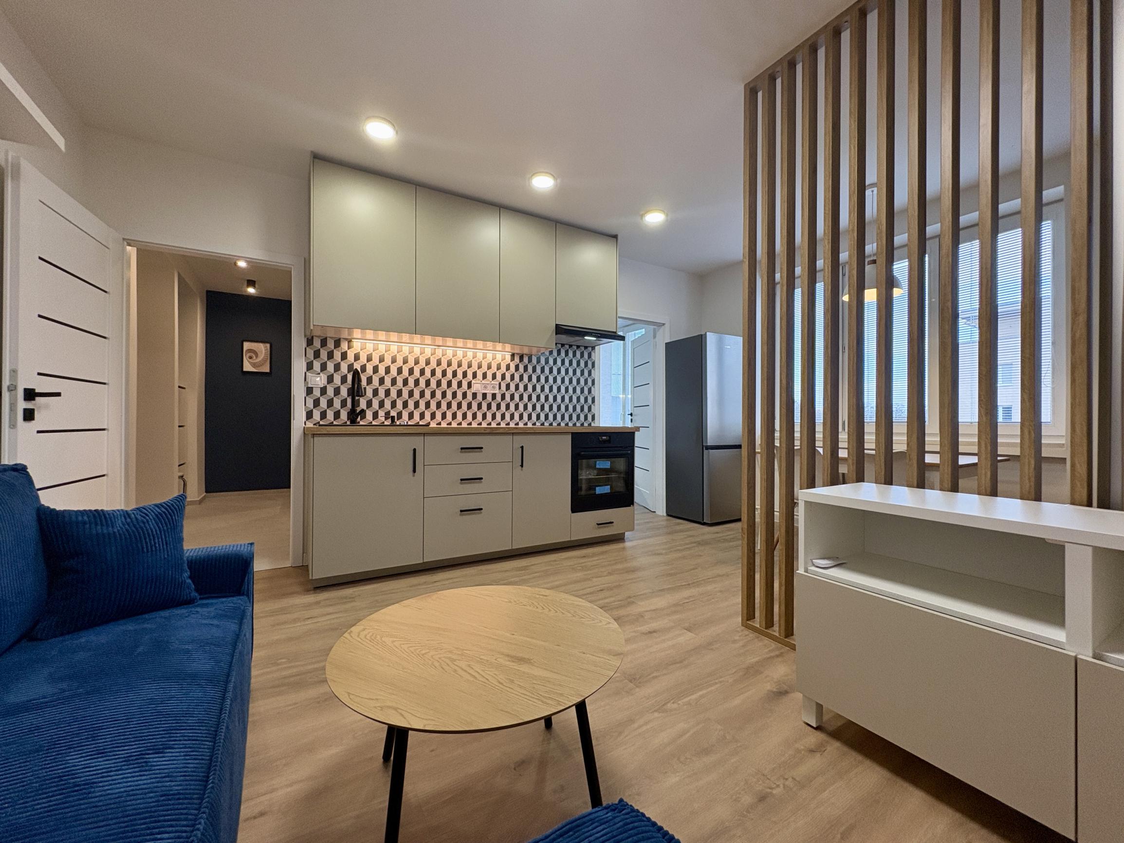 Buď prvý - Kompletne zrekonštruovaný, zariadený 1,5-izbový byt na skok od centra